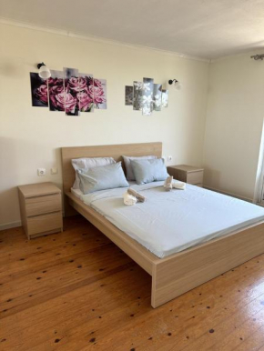 Sam Apartment